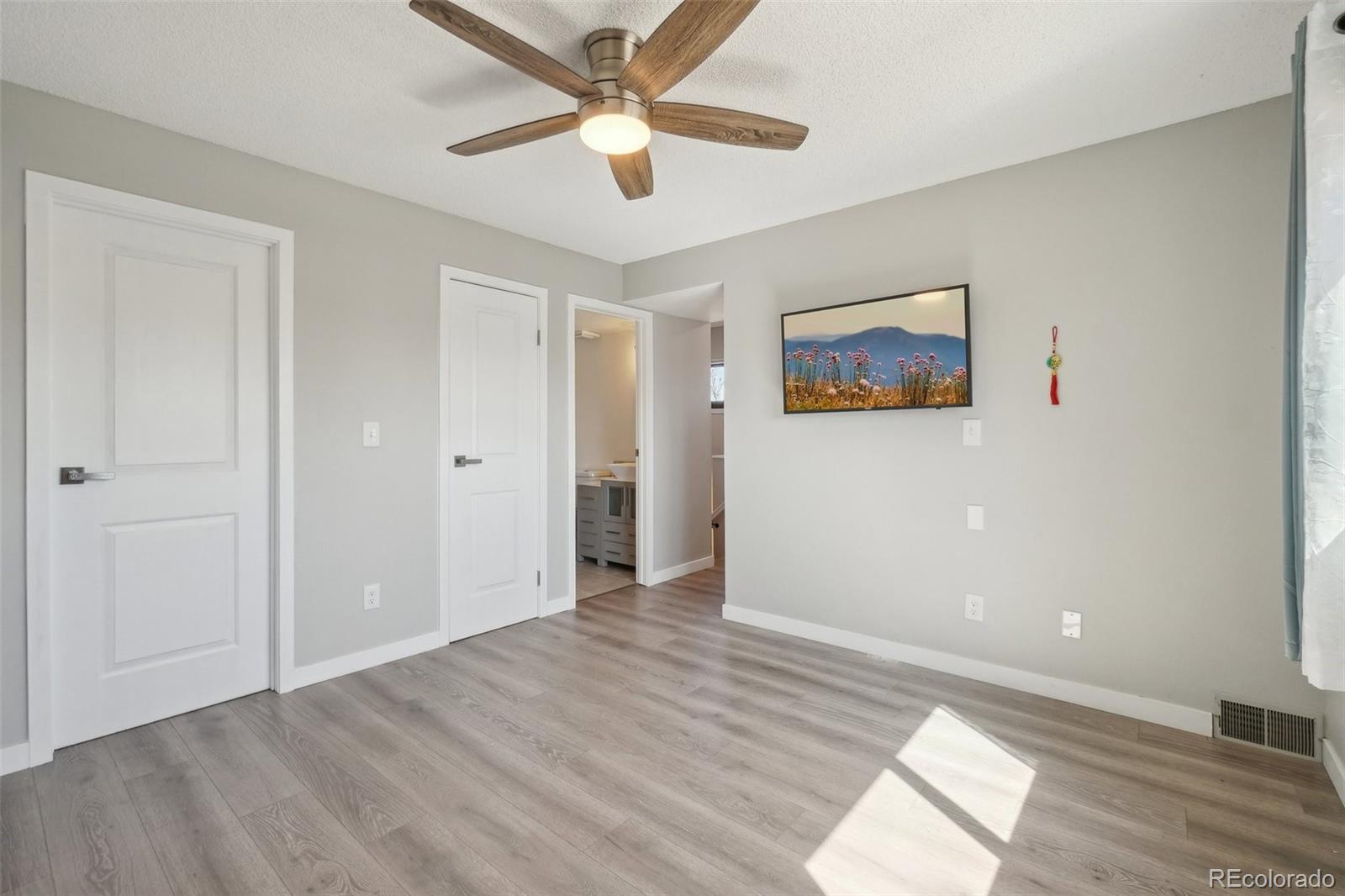 540 S Forest Street Unit: 3-204