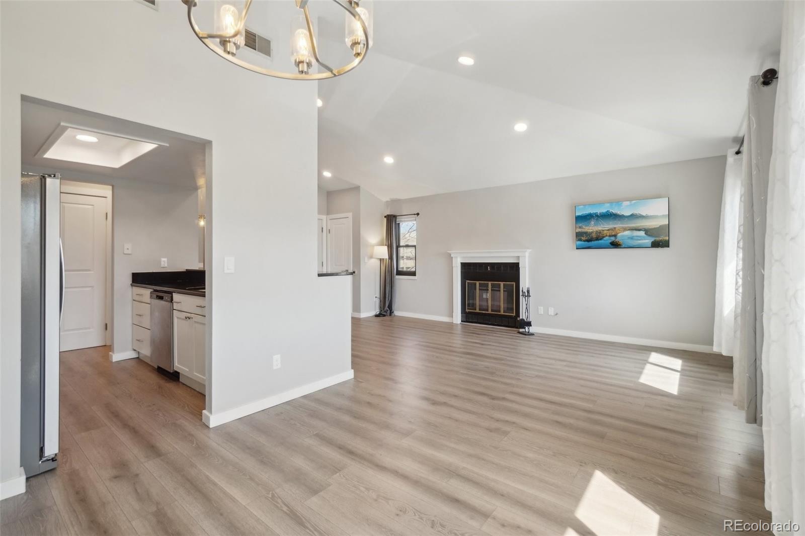 540 S Forest Street Unit: 3-204