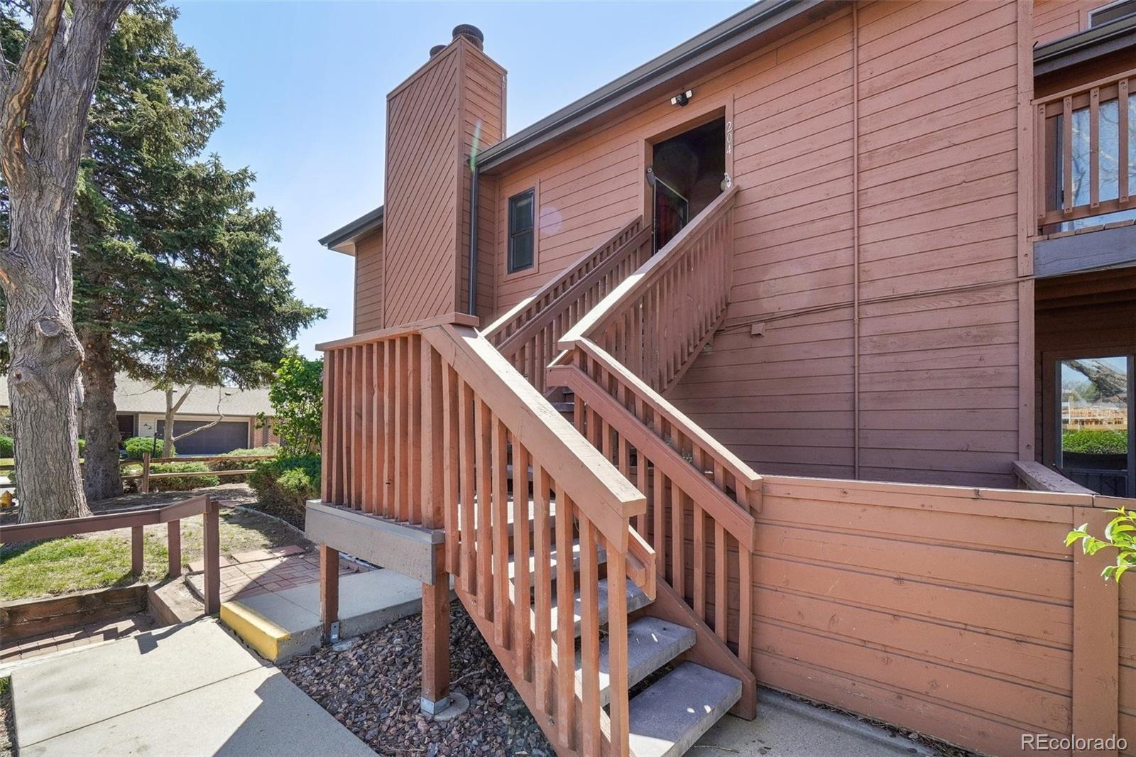 540 S Forest Street Unit: 3-204