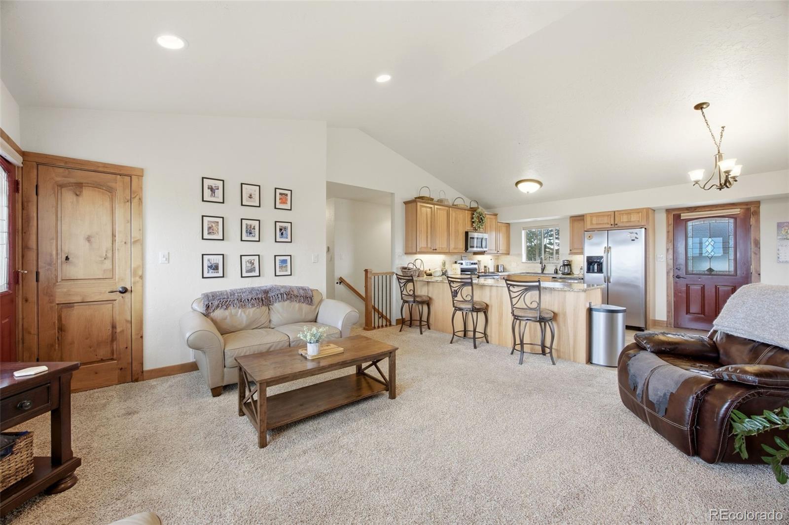 1991 Woodpecker Lane
