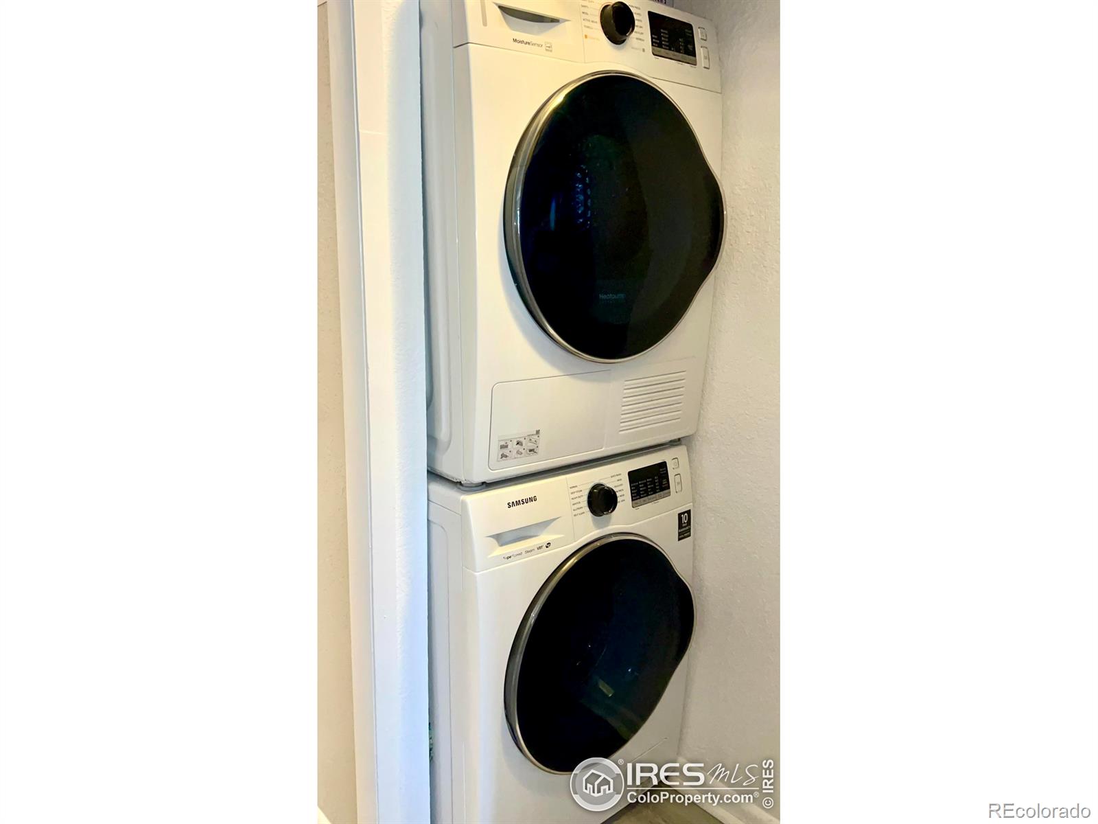 857 S Van Gordon Court Unit: 204