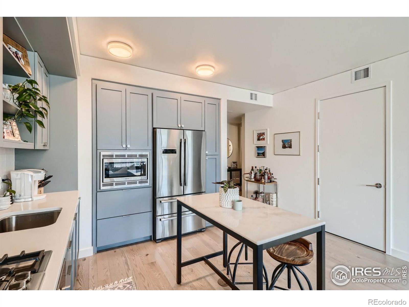 1750 Wewatta Street Unit: 1227