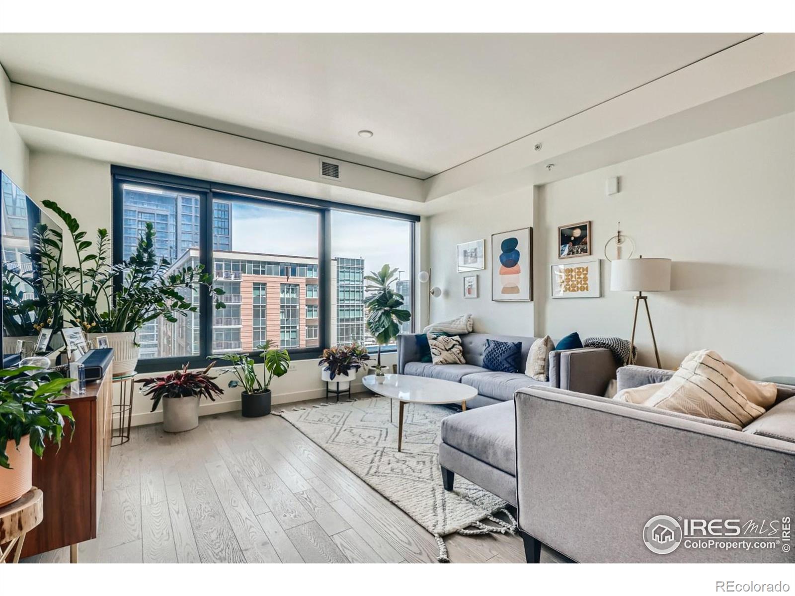 1750 Wewatta Street Unit: 1227