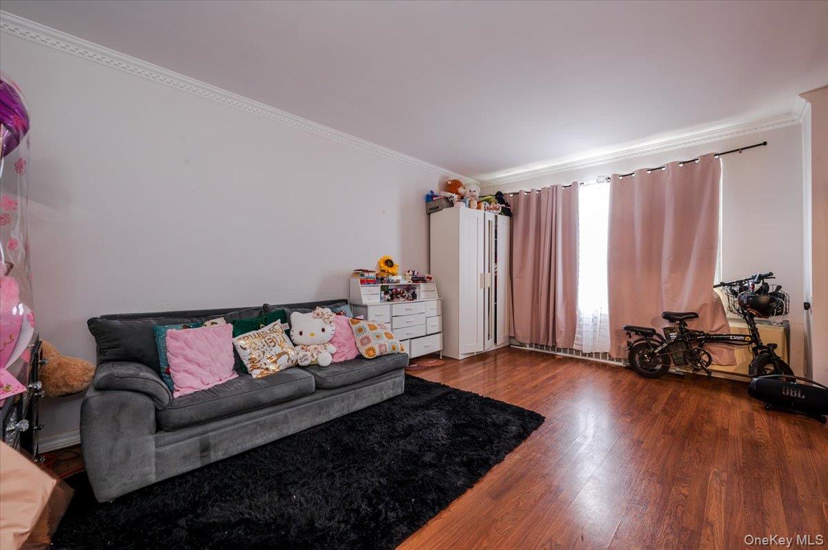 90-25A & Lot 155 Elmhurst Avenue