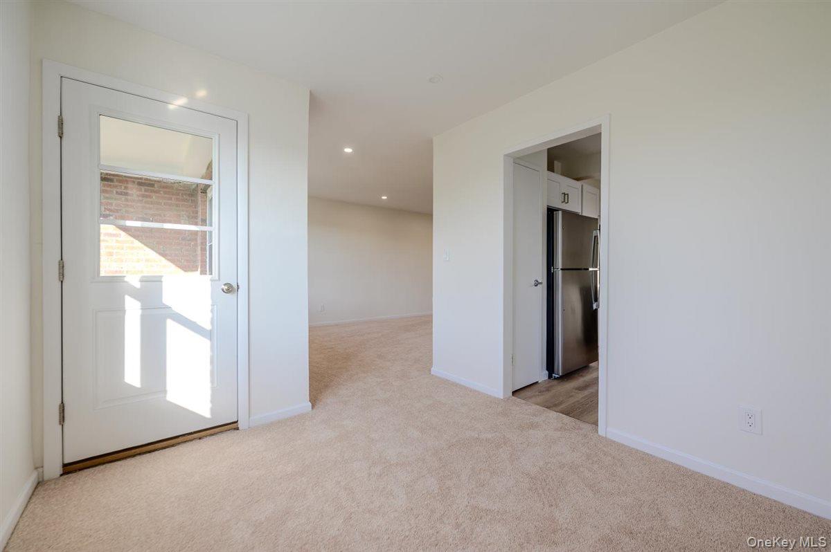 99 Randall Avenue Unit: 4-L