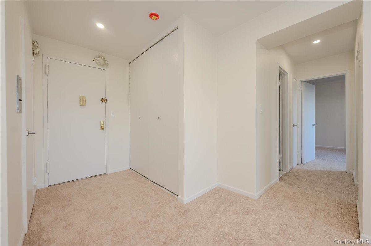 99 Randall Avenue Unit: 4-L