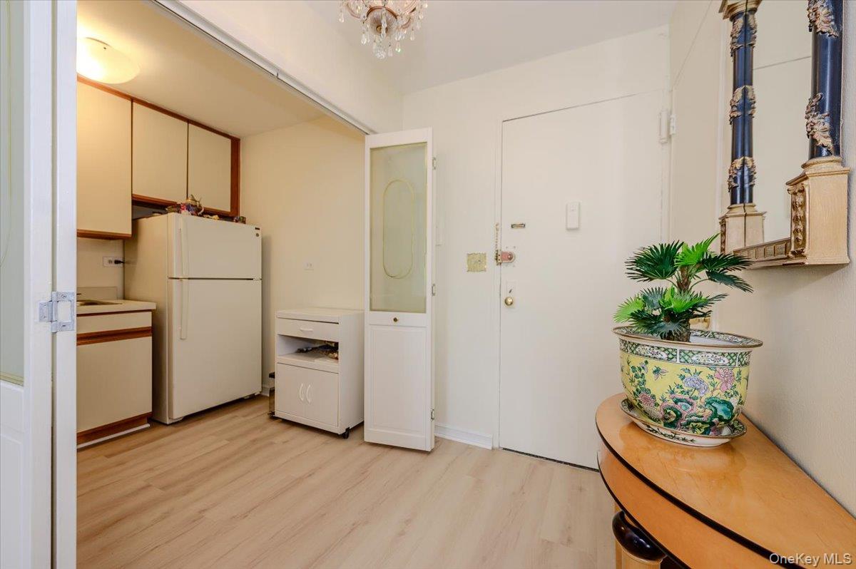 172-70 Highland Avenue Unit: 9-L