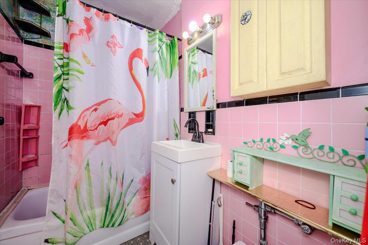 33-44 93rd Street Unit: 1-P