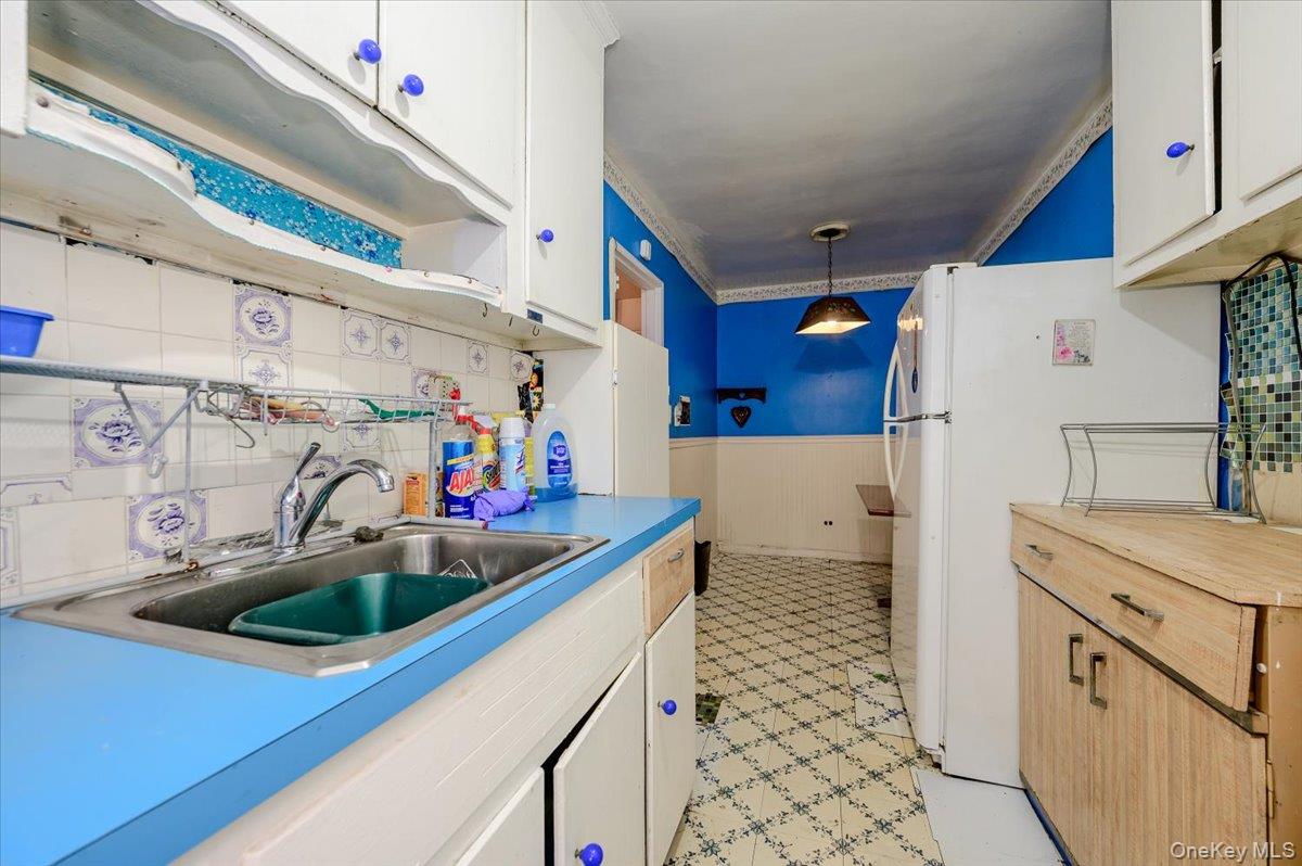 33-44 93rd Street Unit: 1-P