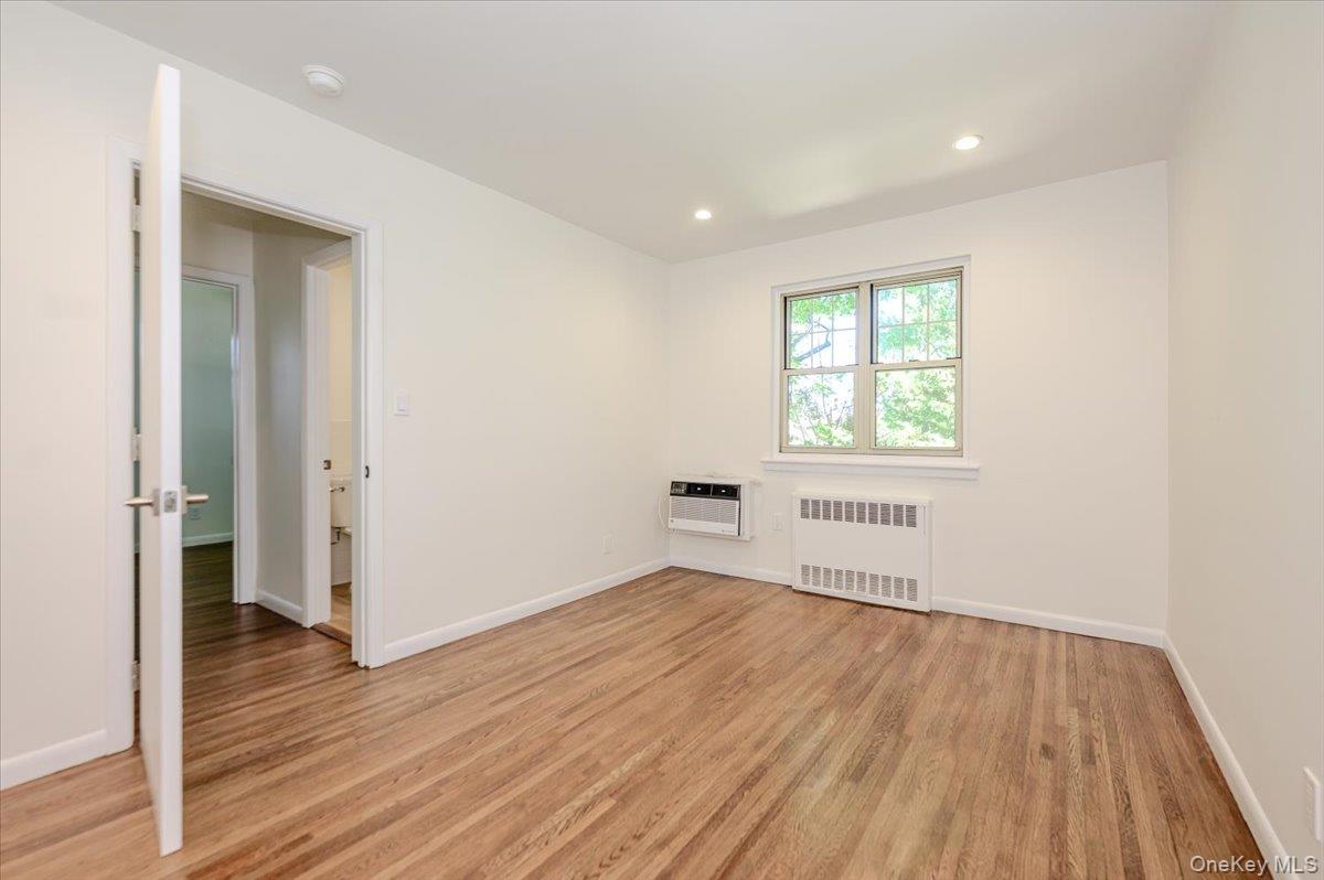 2 N Lewis Place Unit: 1.4B