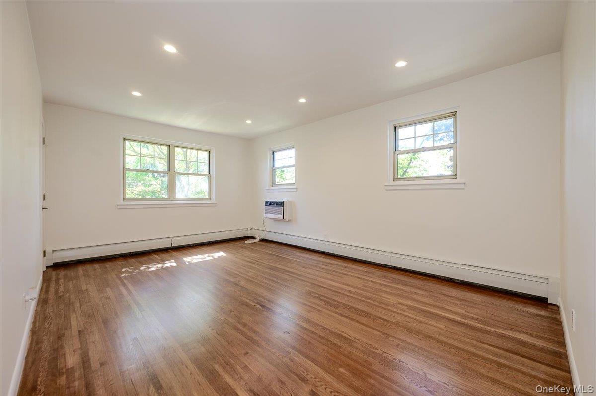 2 N Lewis Place Unit: 1.4B