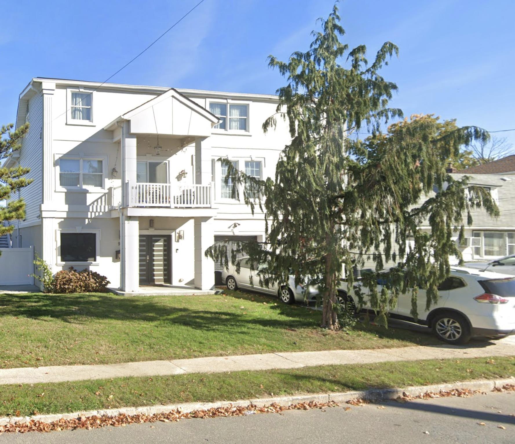 90 Franklin Street Unit: 2nd Floor