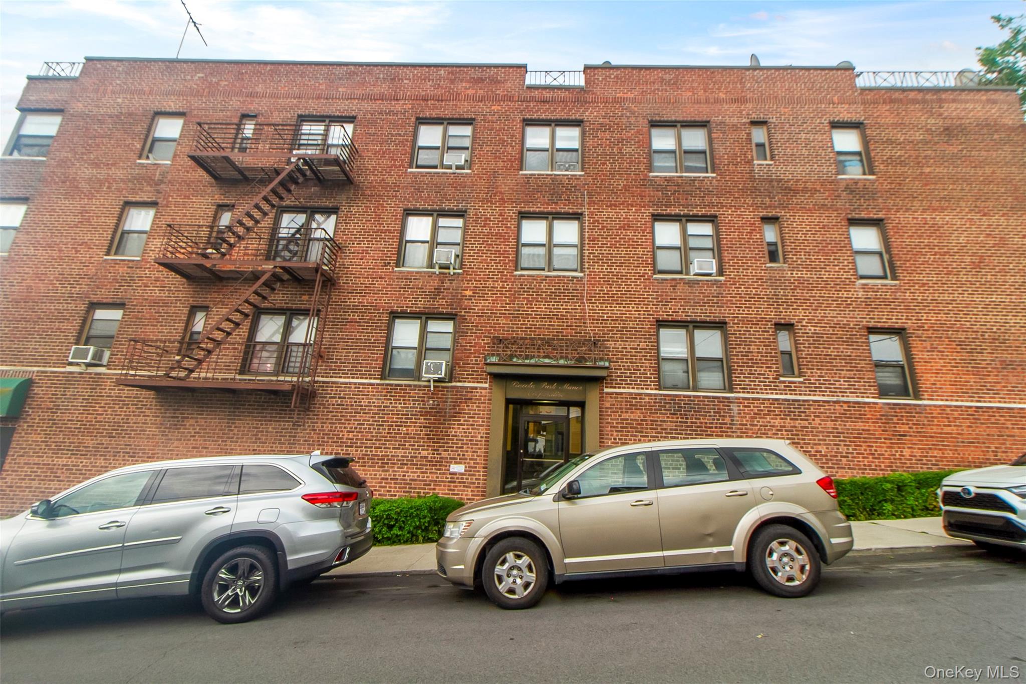 70 Sherman Avenue Unit: 2K