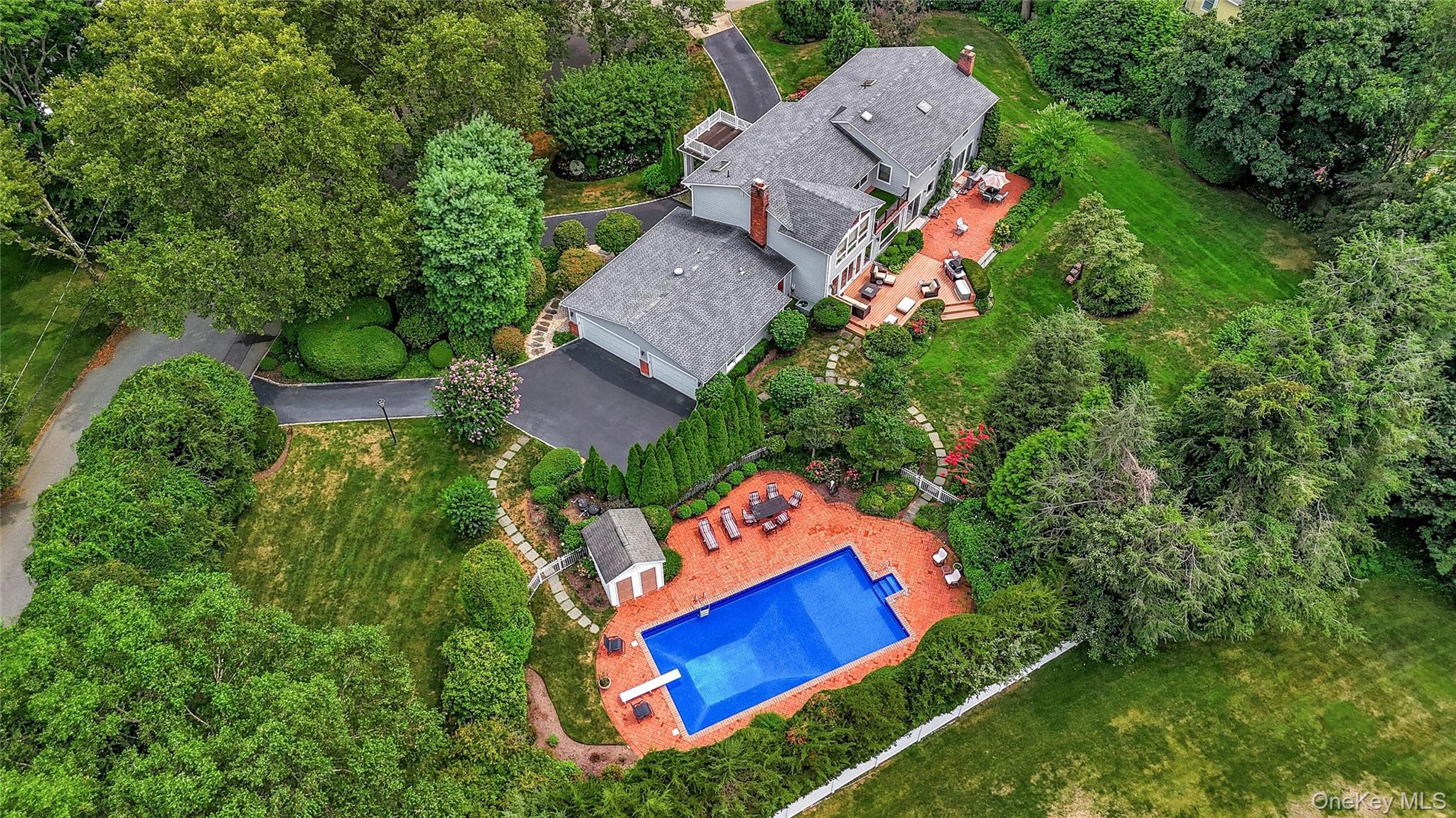 30 Briarfield Lane
