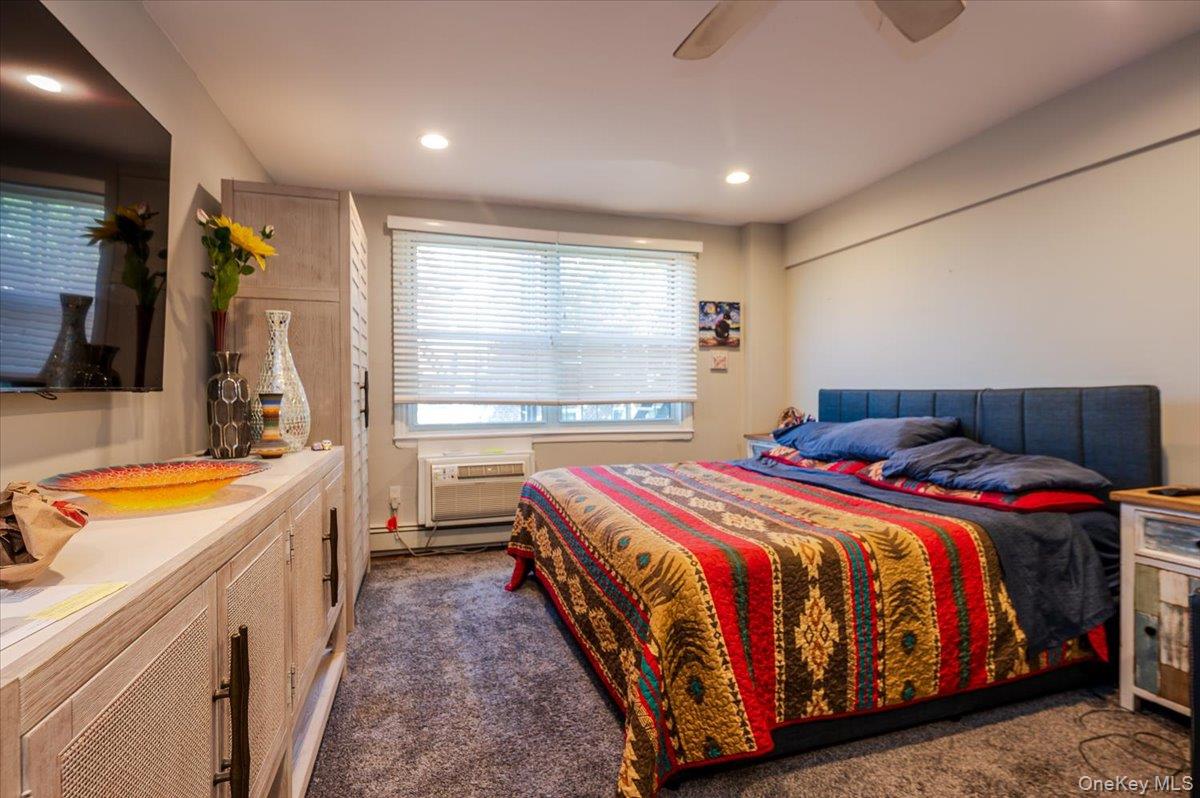 111 S Centre Avenue Unit: 2-KK
