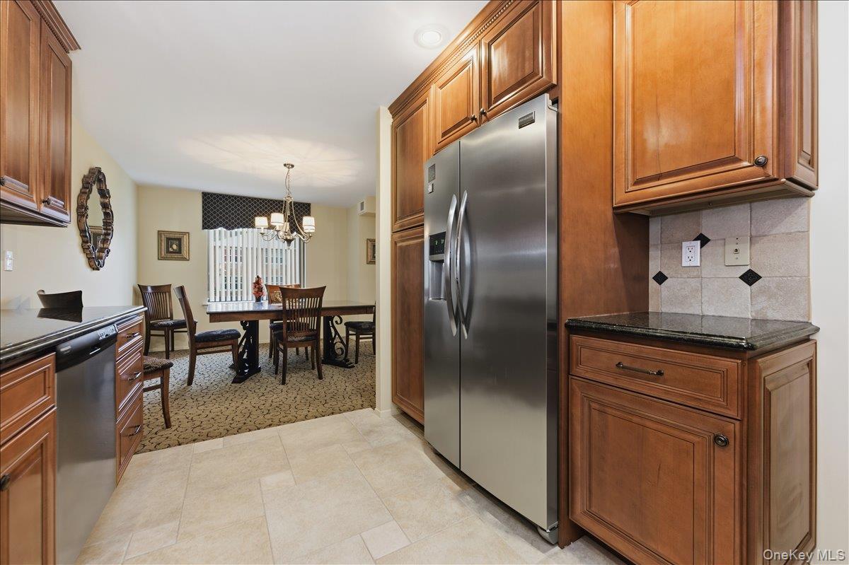 99 S Park Avenue Unit: 224