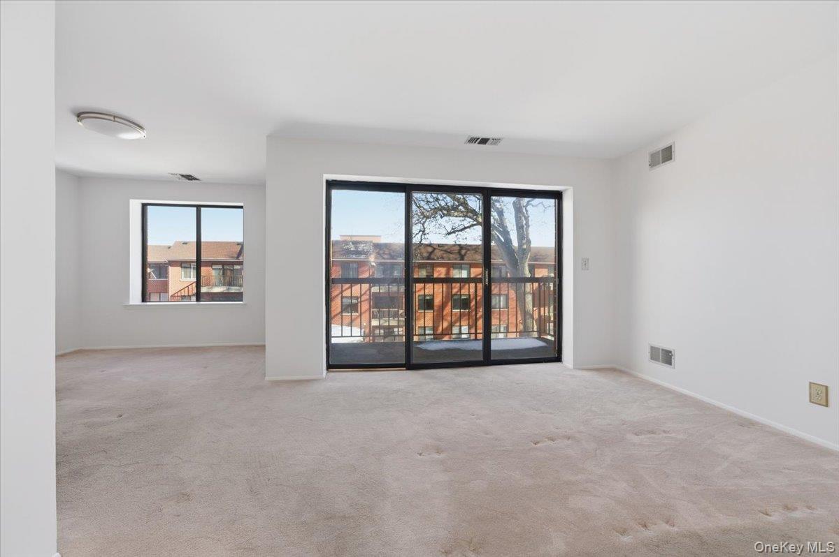 99 S Park Avenue Unit: 314