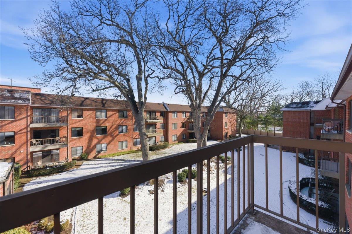 99 S Park Avenue Unit: 314