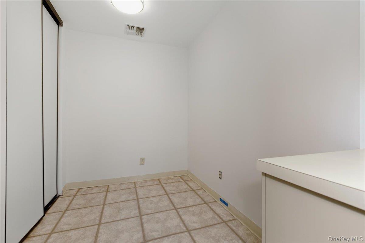 99 S Park Avenue Unit: 314