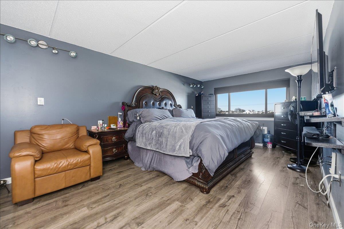 725 Miller Avenue Unit: 318