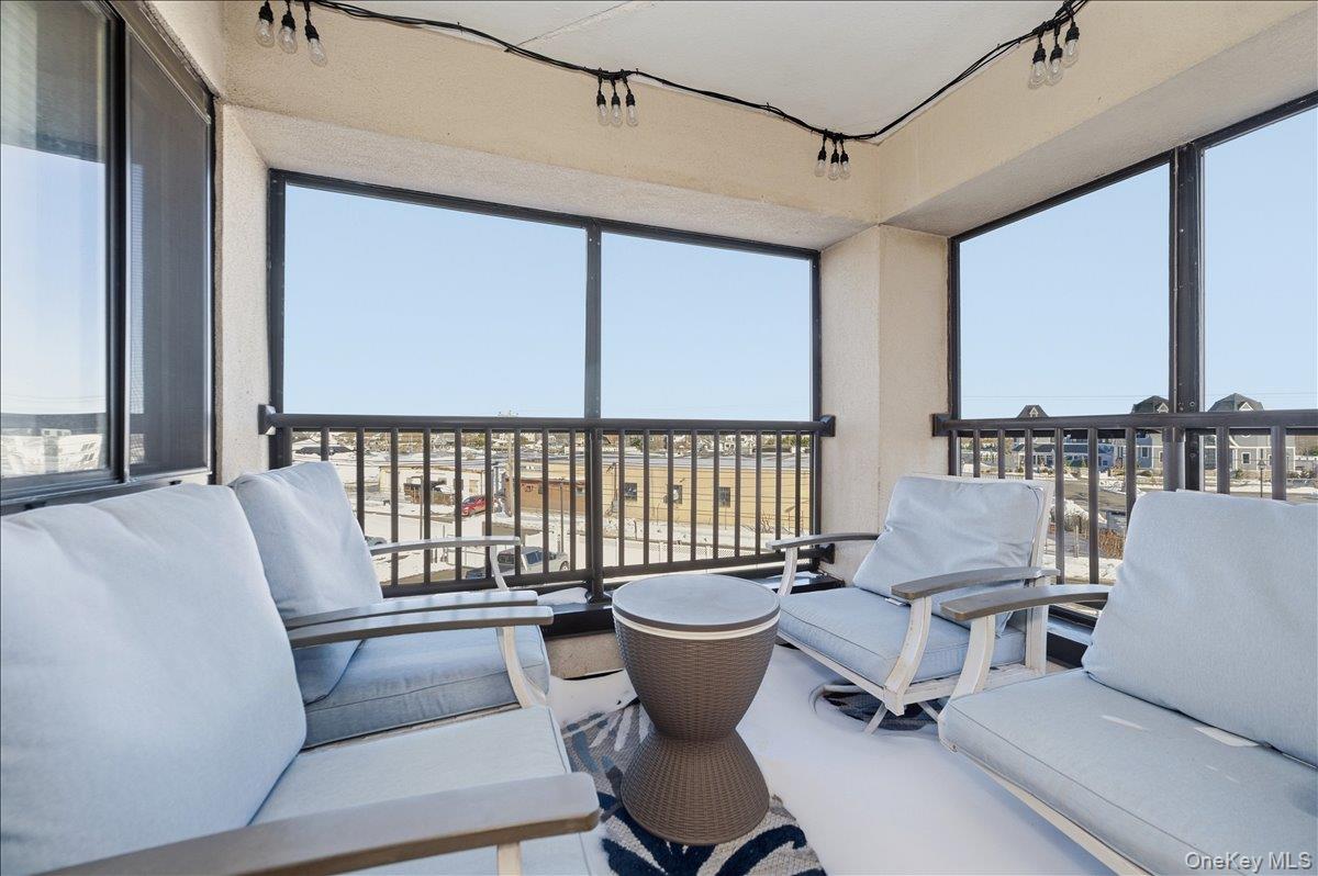 725 Miller Avenue Unit: 318