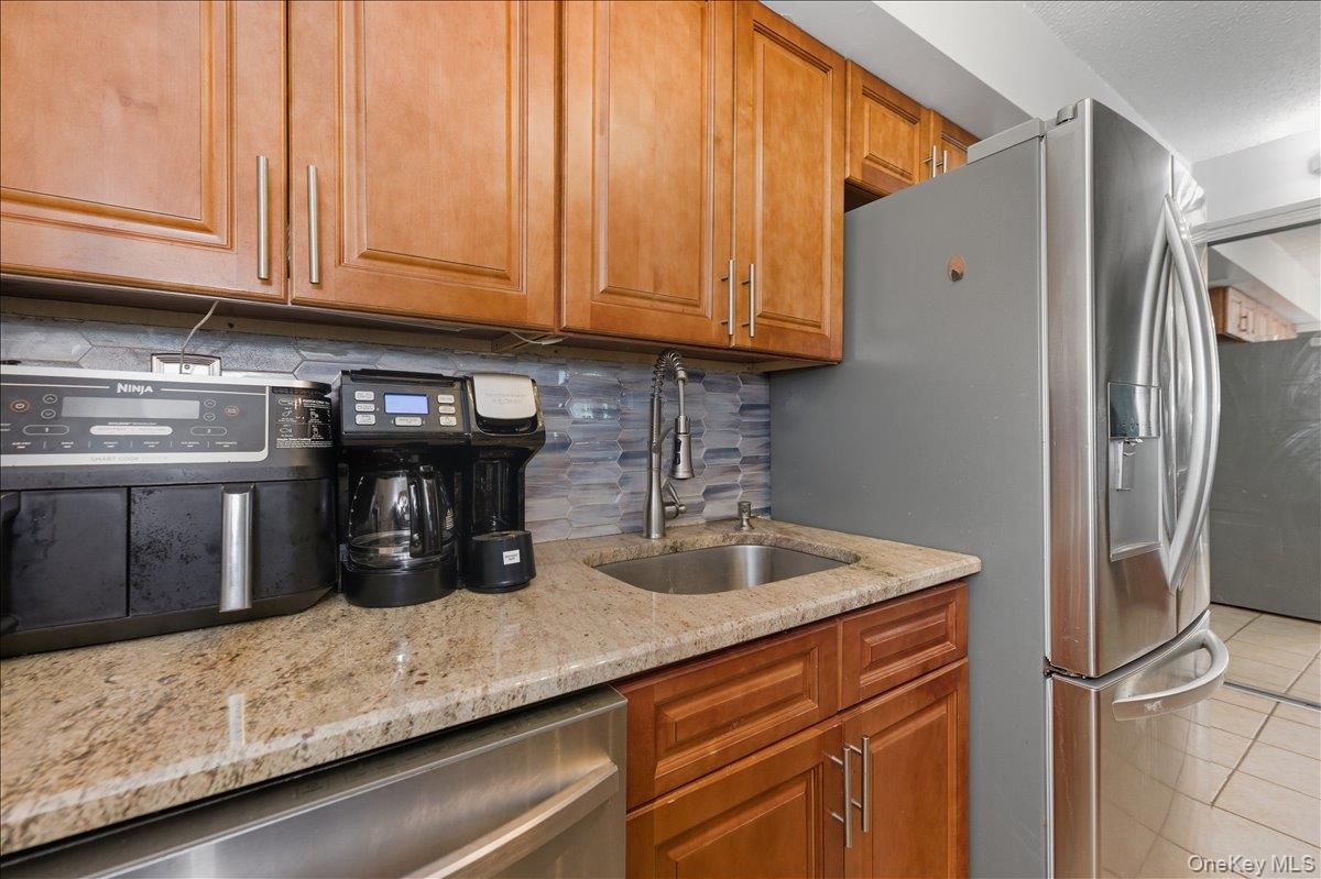 725 Miller Avenue Unit: 318