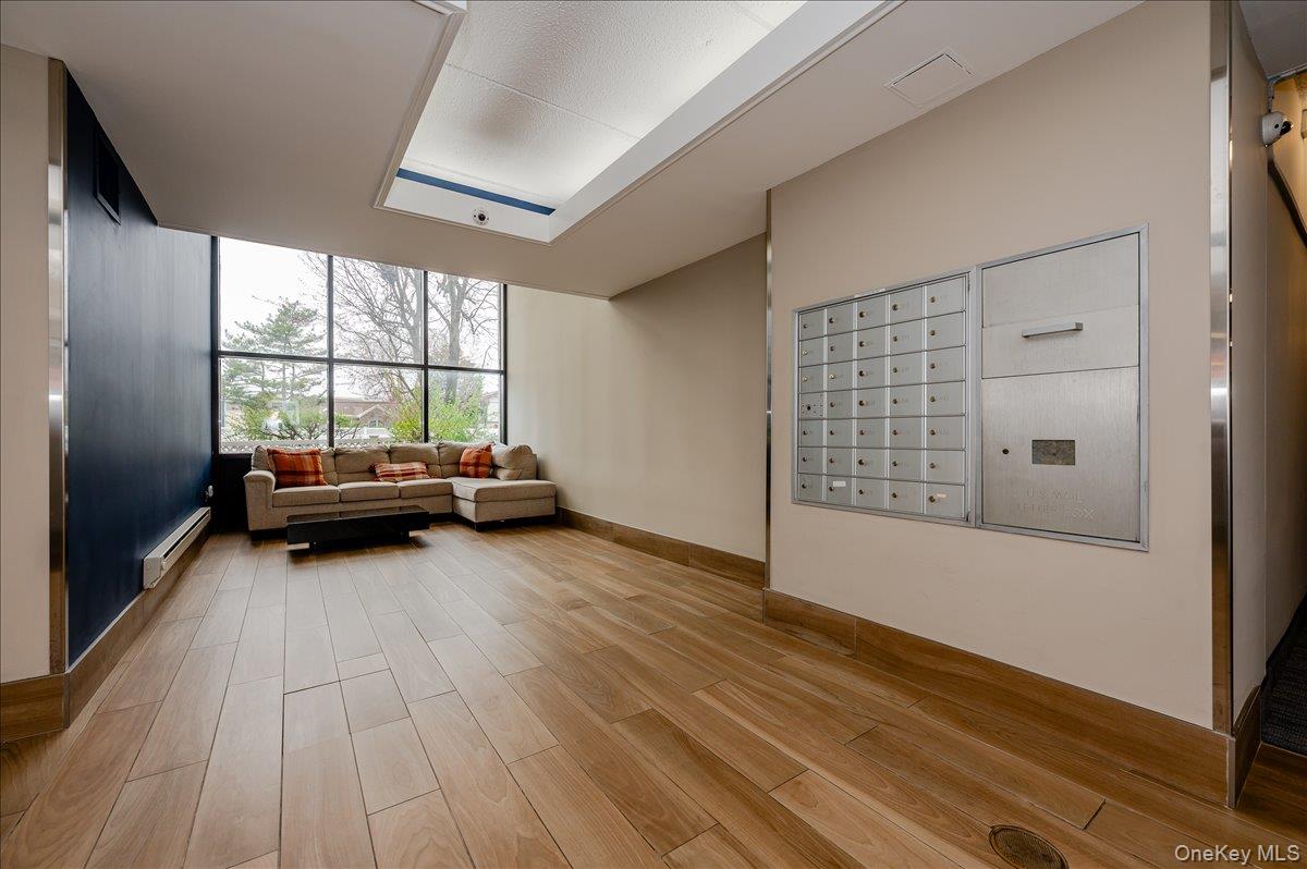 725 Miller Avenue Unit: 318