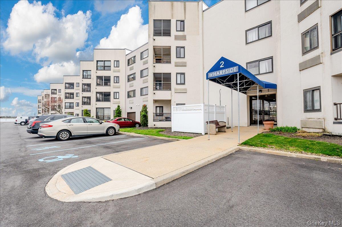 725 Miller Avenue Unit: 318