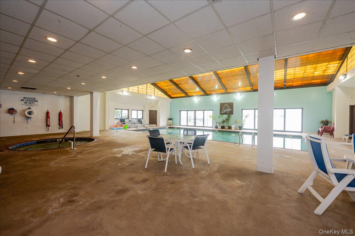 725 Miller Avenue Unit: 318