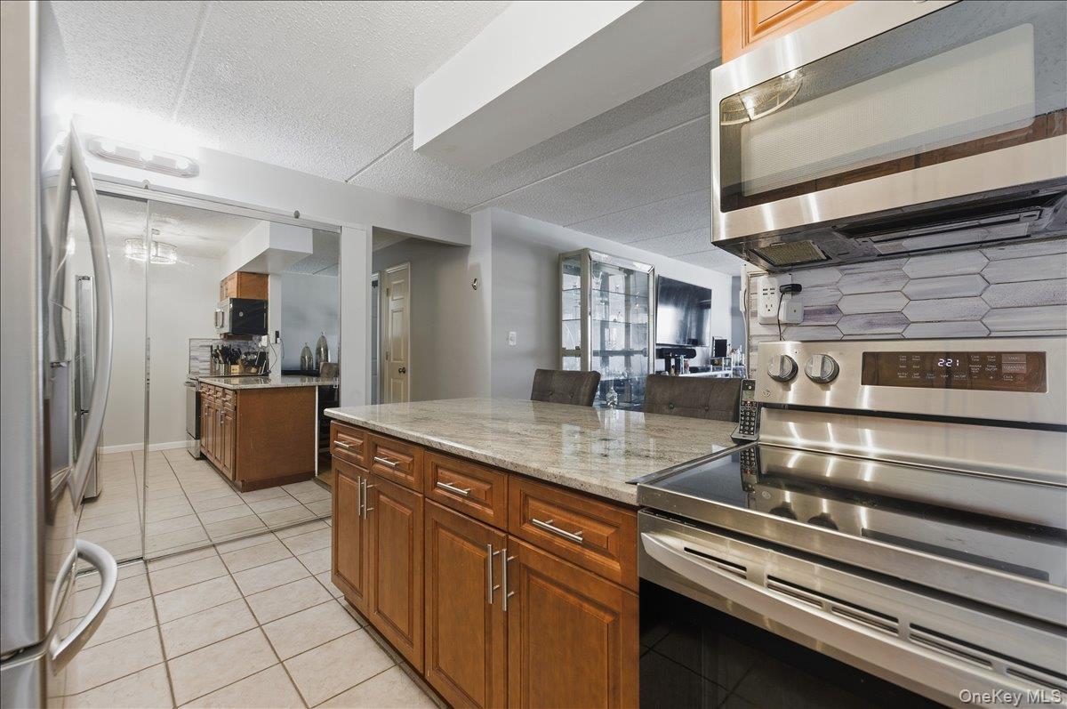 725 Miller Avenue Unit: 318