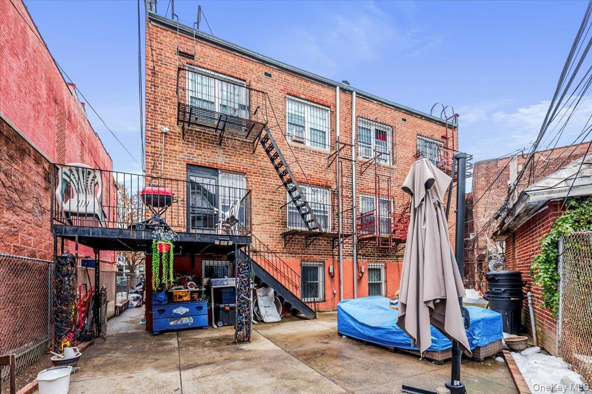 90-25A & 90-27 Elmhurst Avenue