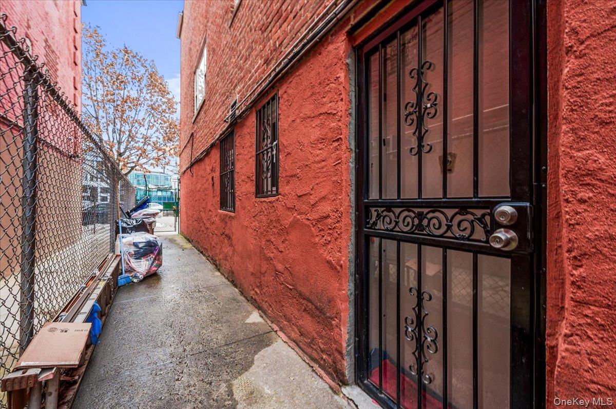 90-25A & 90-27 Elmhurst Avenue