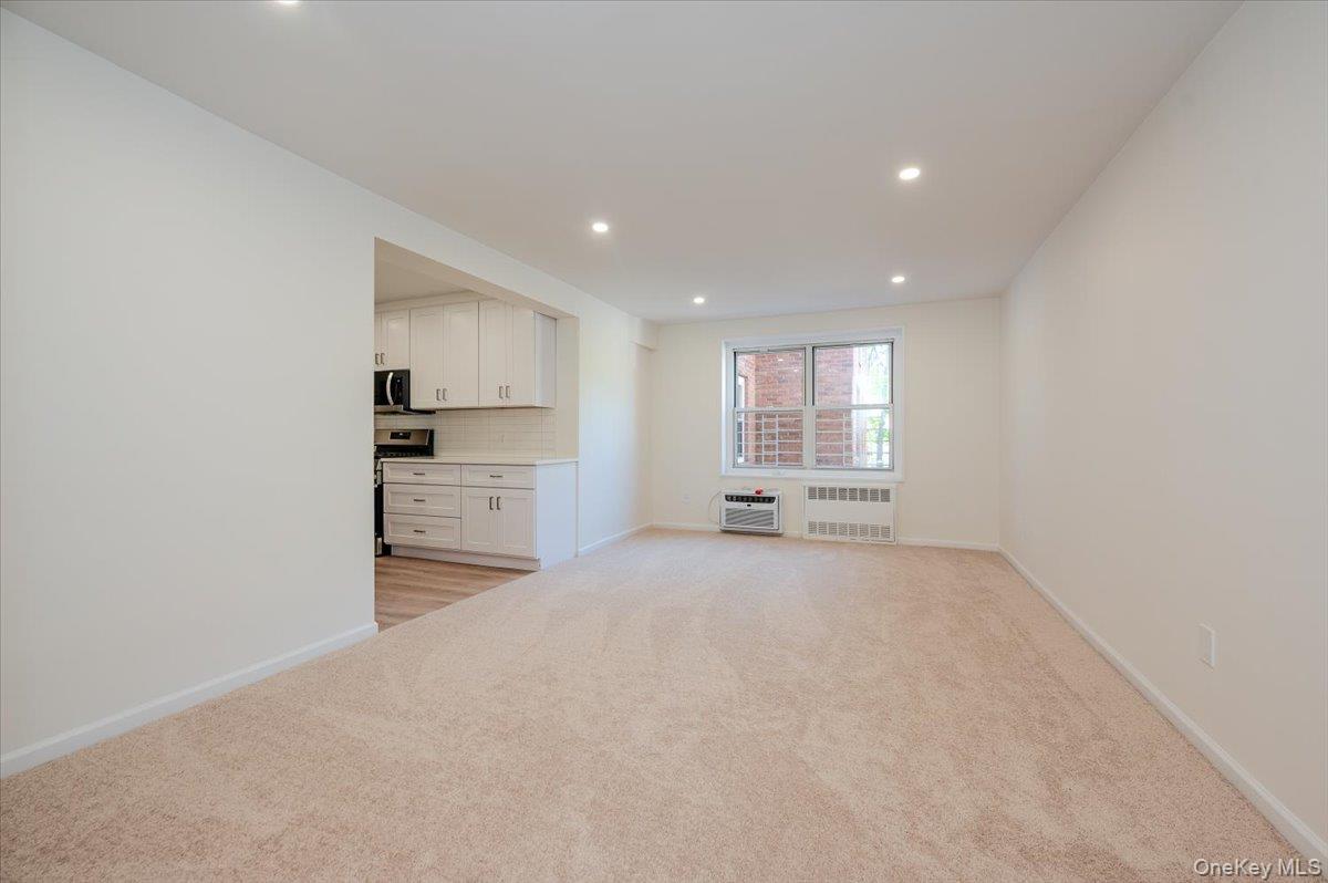 99 Randall Avenue Unit: 1-S