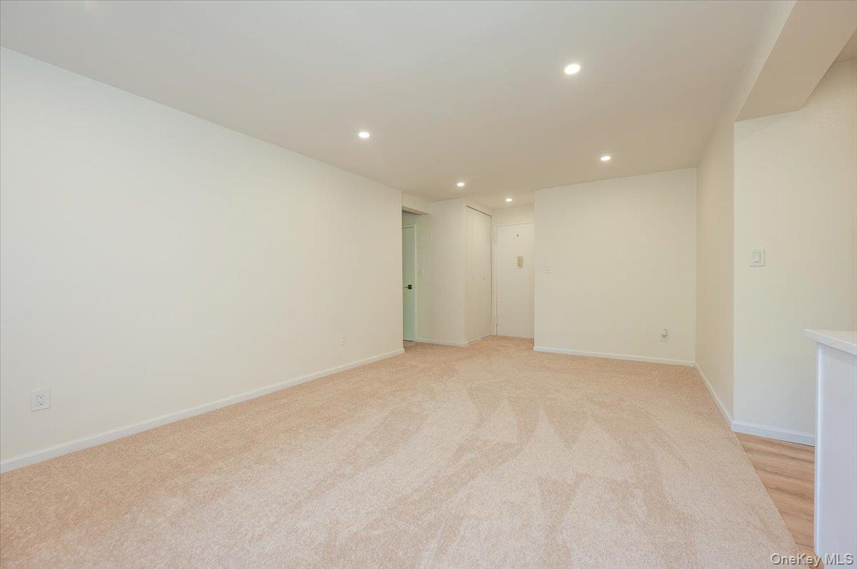 99 Randall Avenue Unit: 1-S