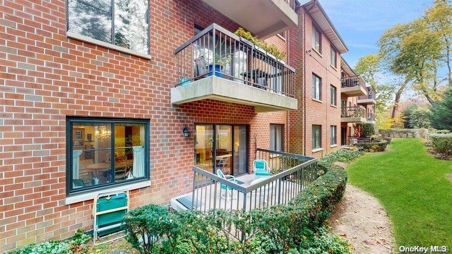 99 S Park Avenue Unit: 115