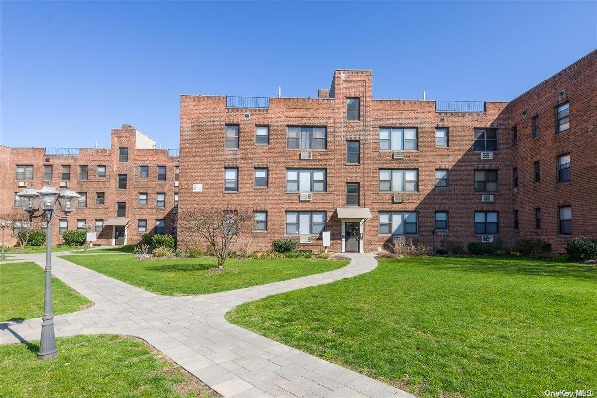 1 Jefferson Avenue Unit: H-3