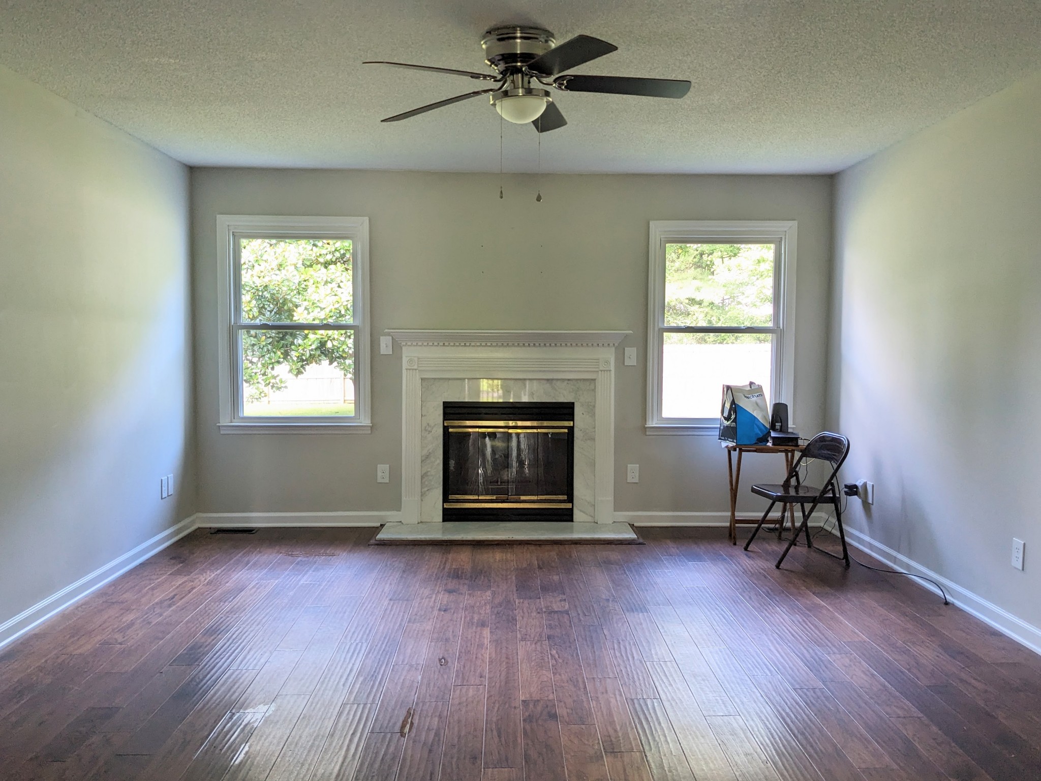 212 Ashley Dr