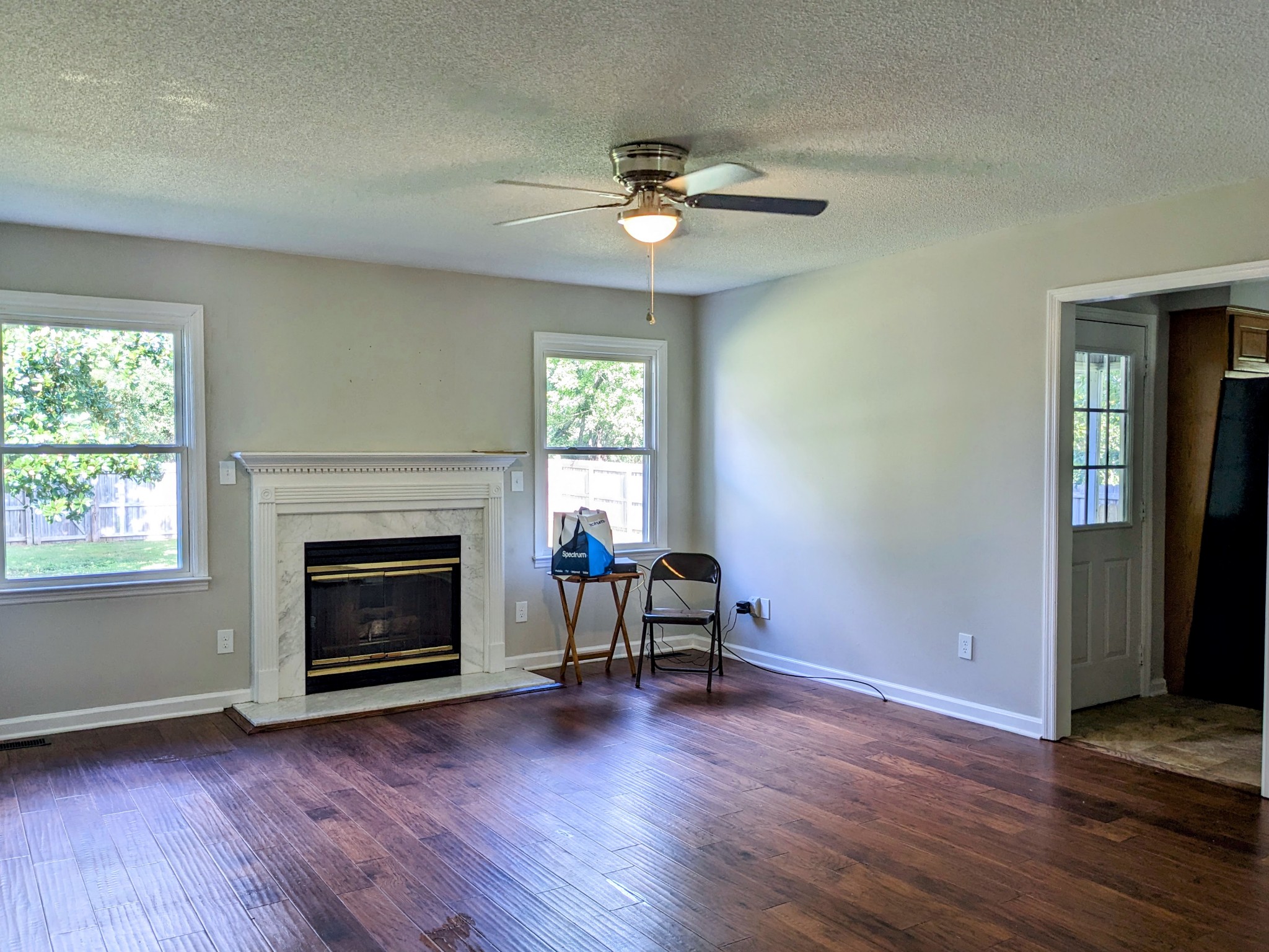 212 Ashley Dr