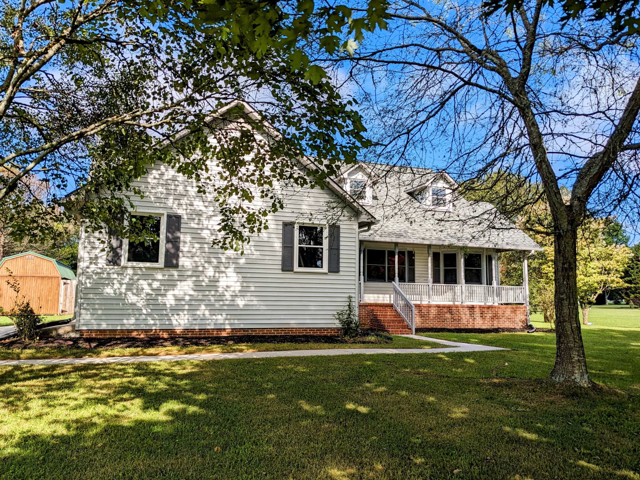 212 Ashley Dr