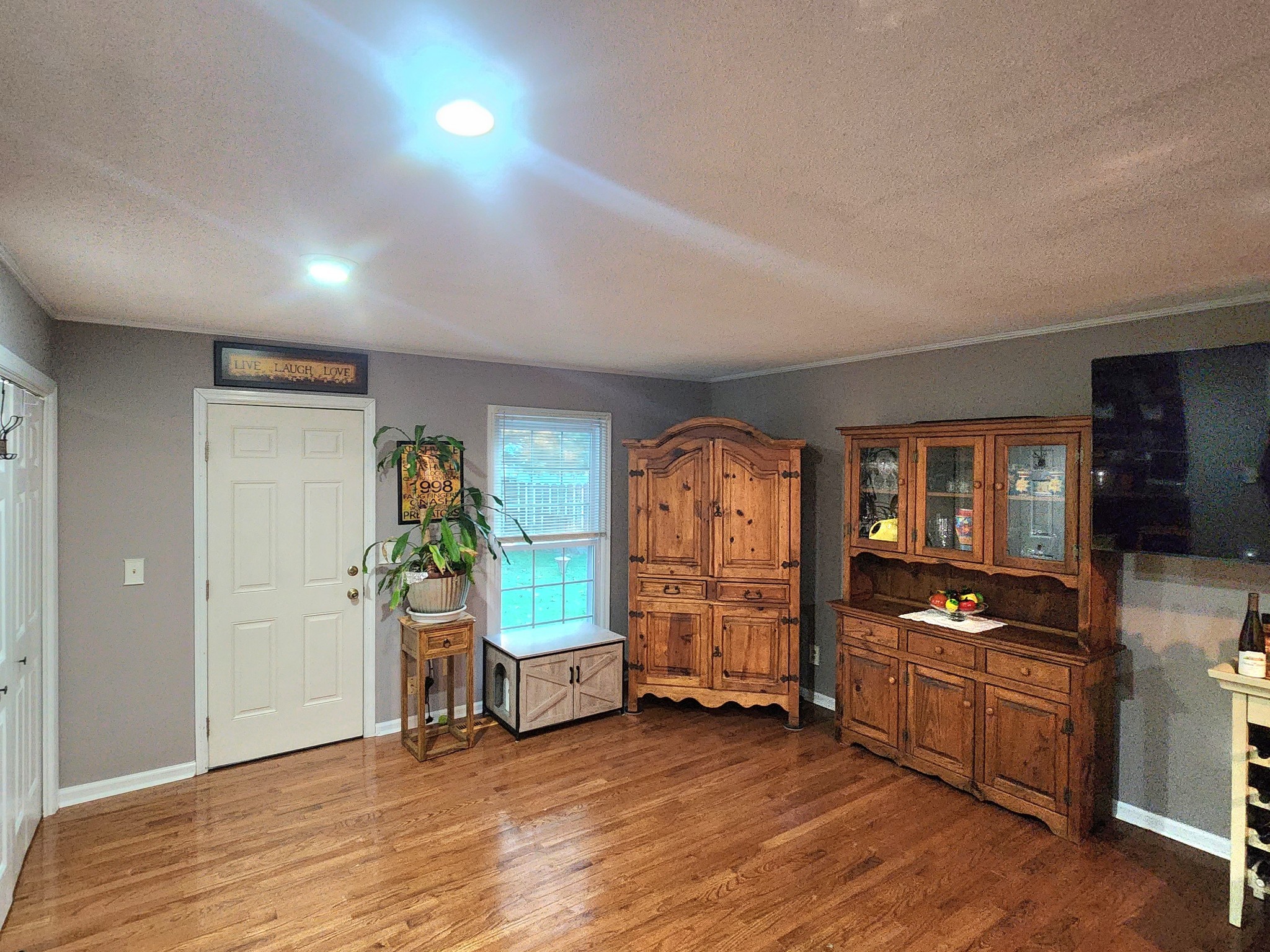201 Blue Lake Dr Unit: B