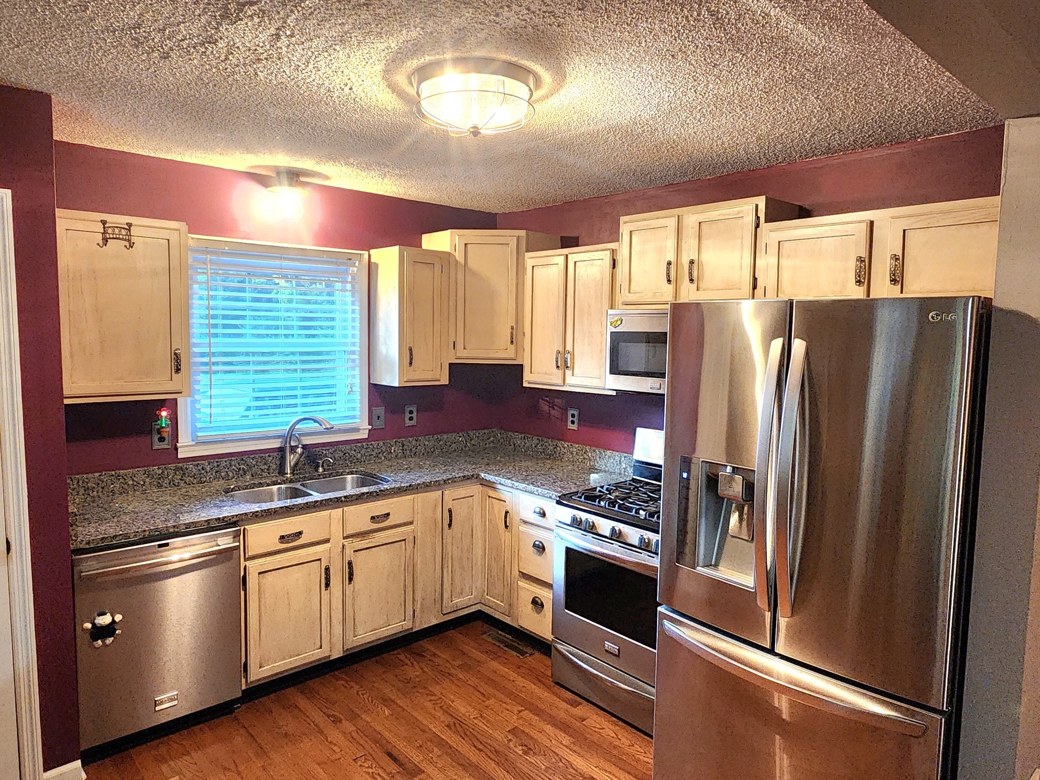 201 Blue Lake Dr Unit: B