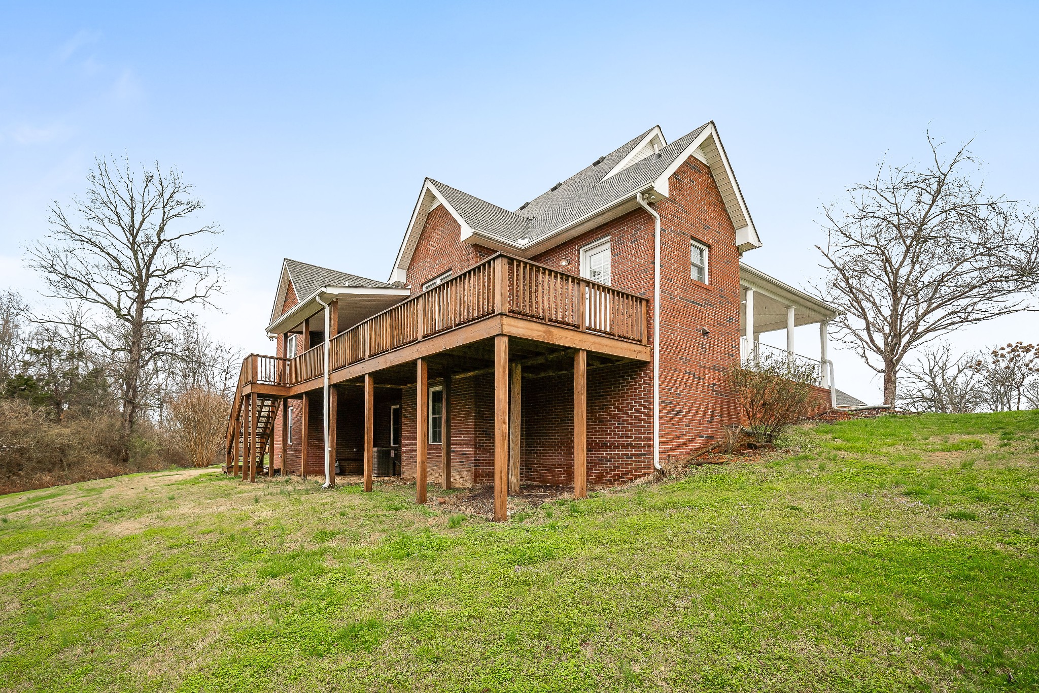 126 N Steeplechase Dr