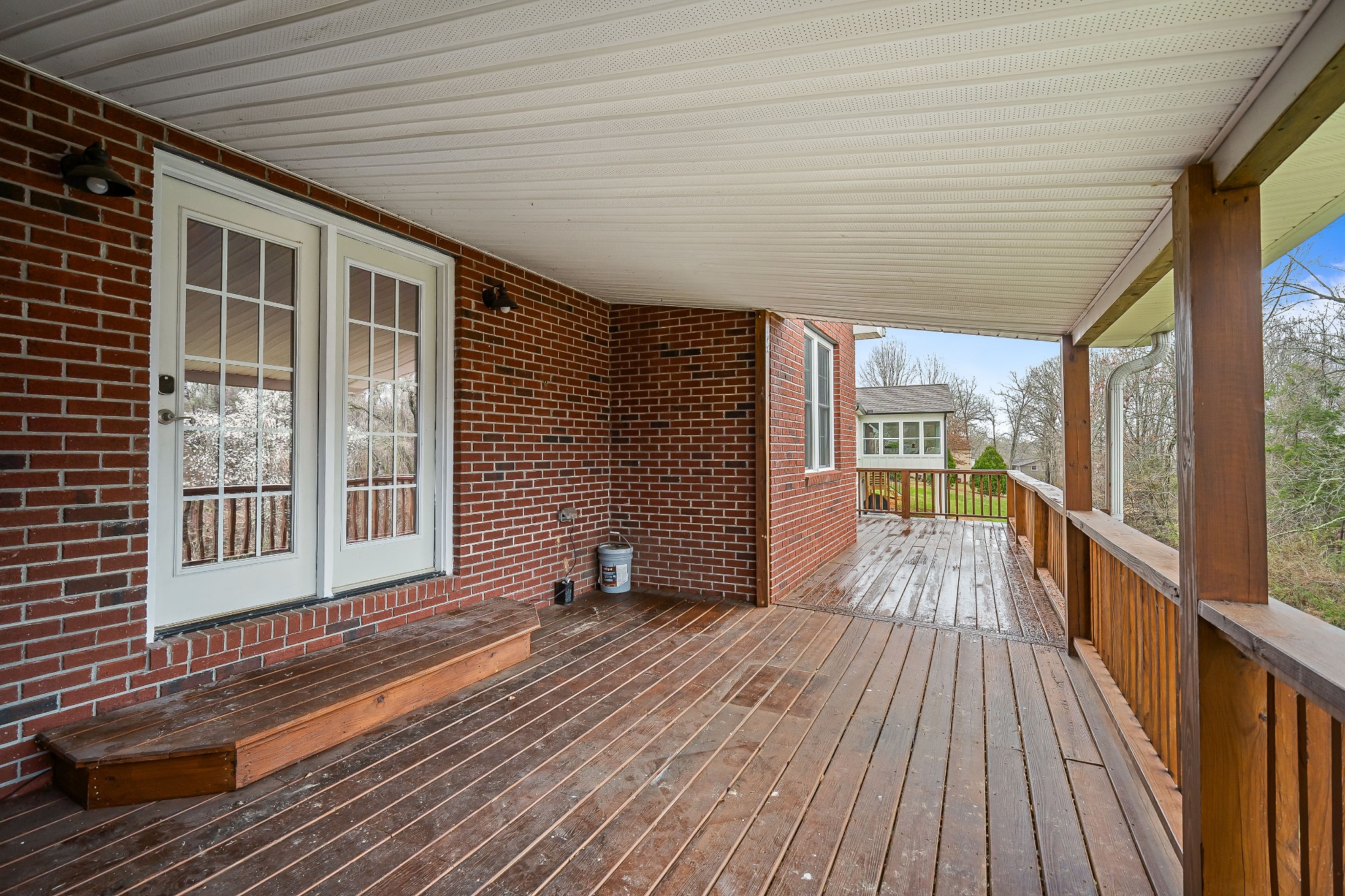 126 N Steeplechase Dr