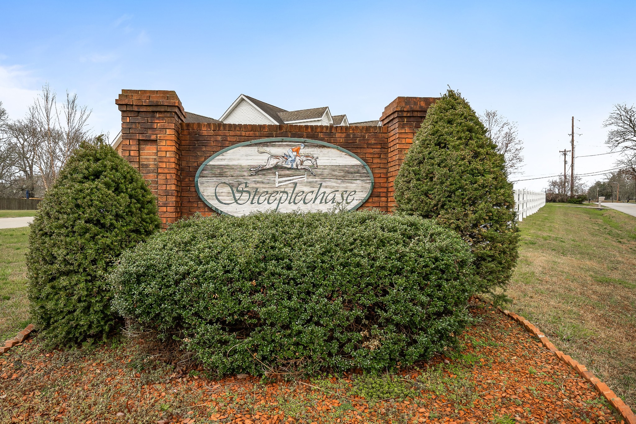 126 N Steeplechase Dr