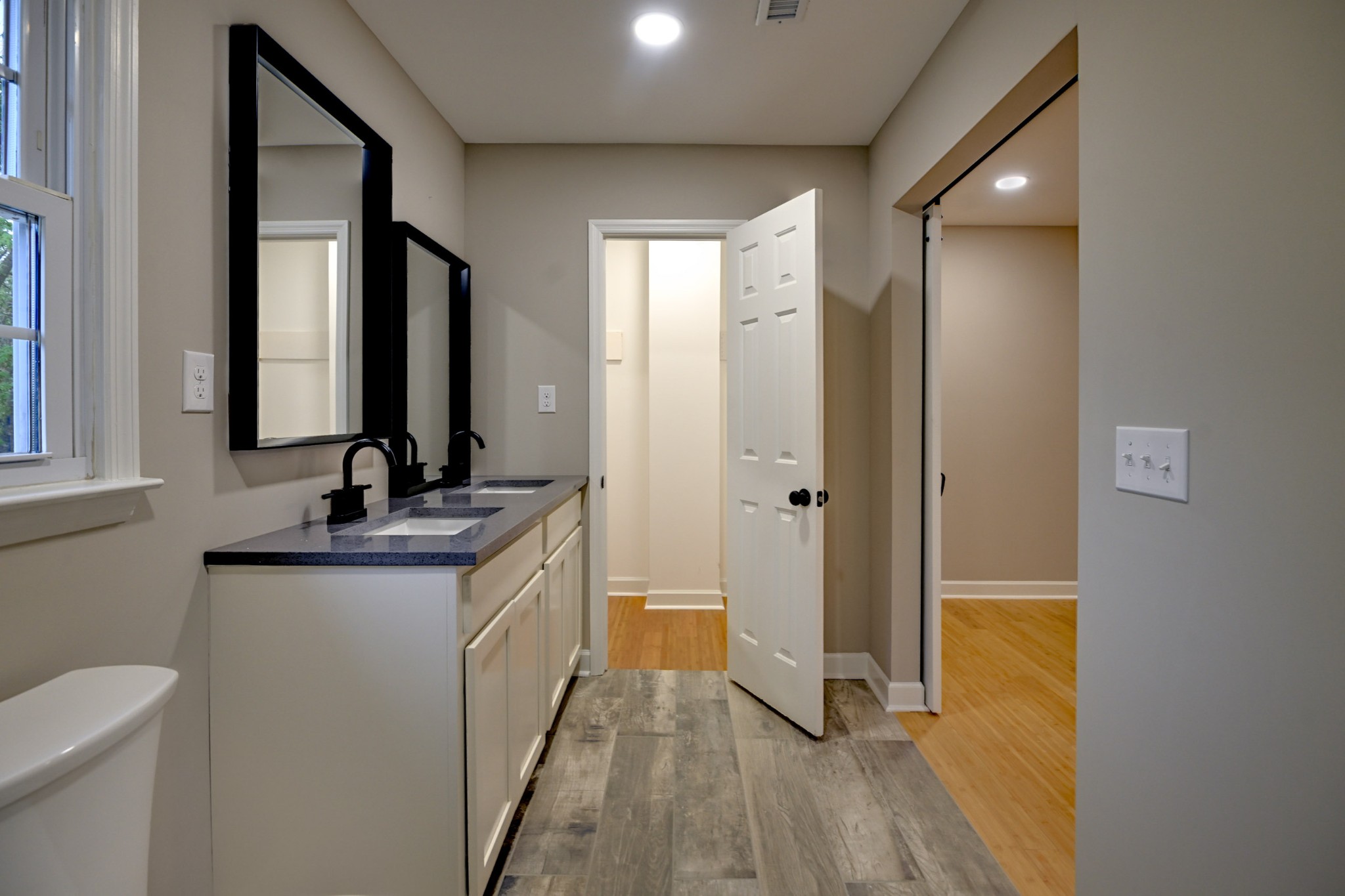 1808 Hidden Ridge Cir
