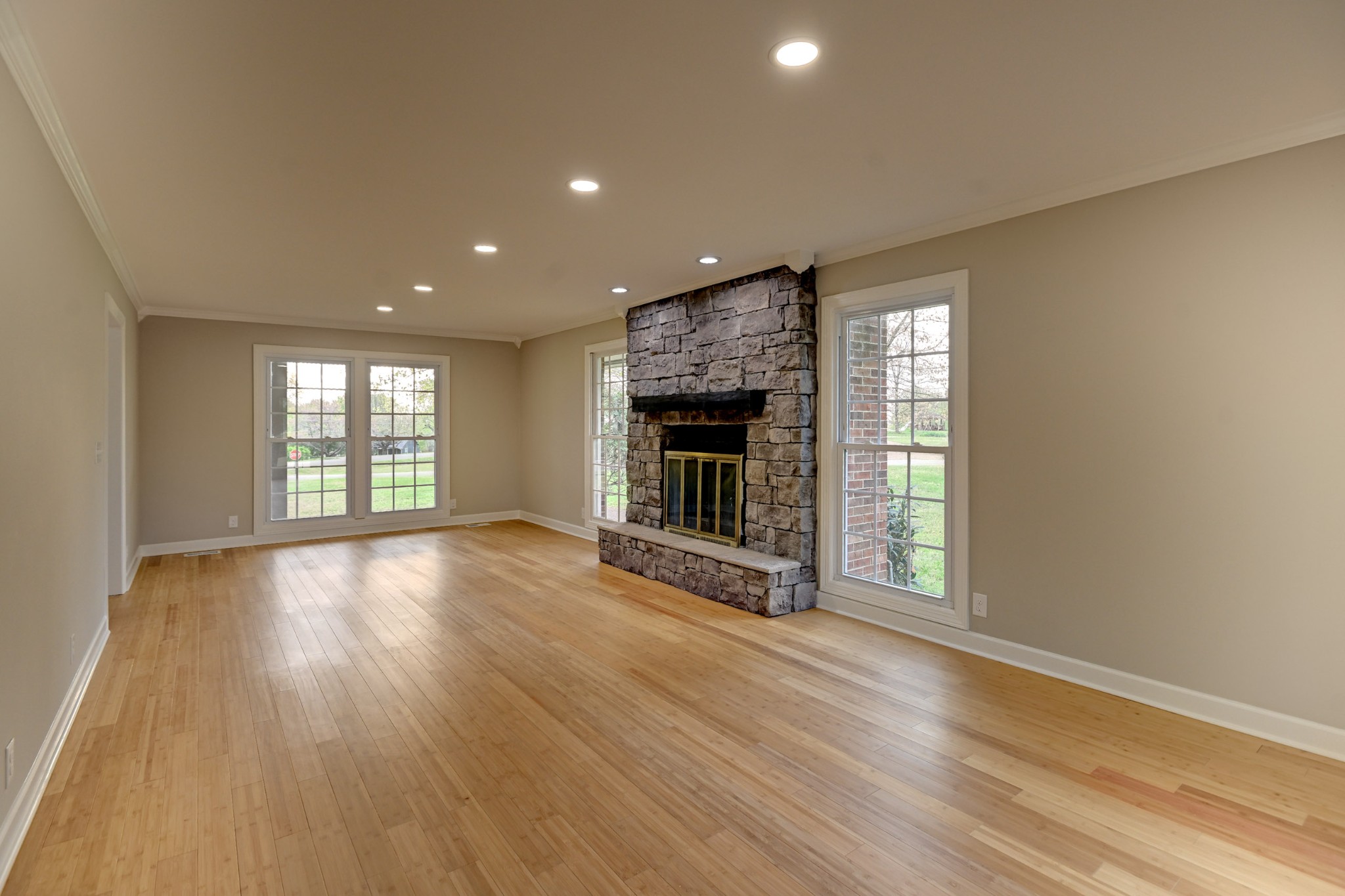 1808 Hidden Ridge Cir