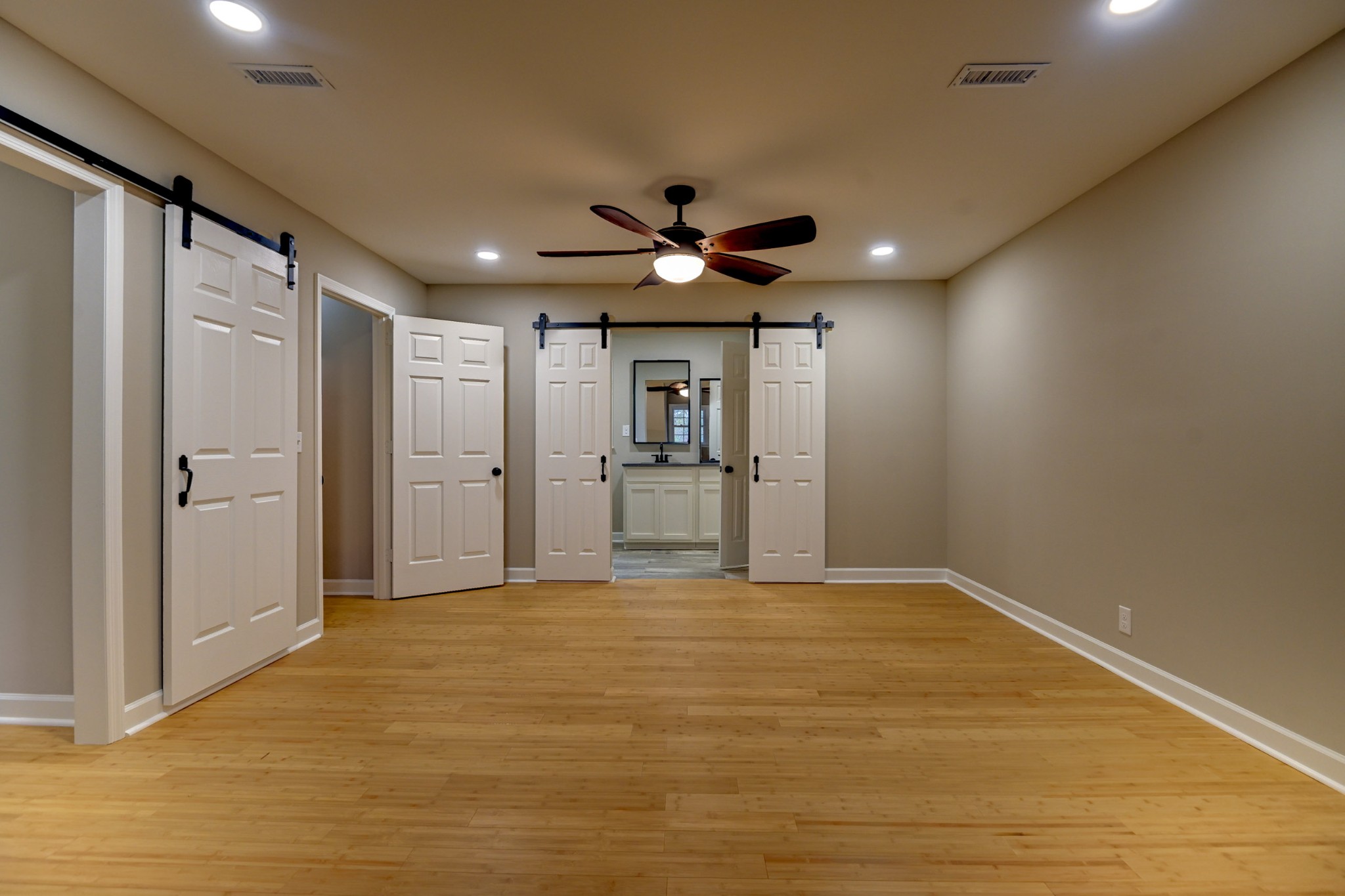 1808 Hidden Ridge Cir