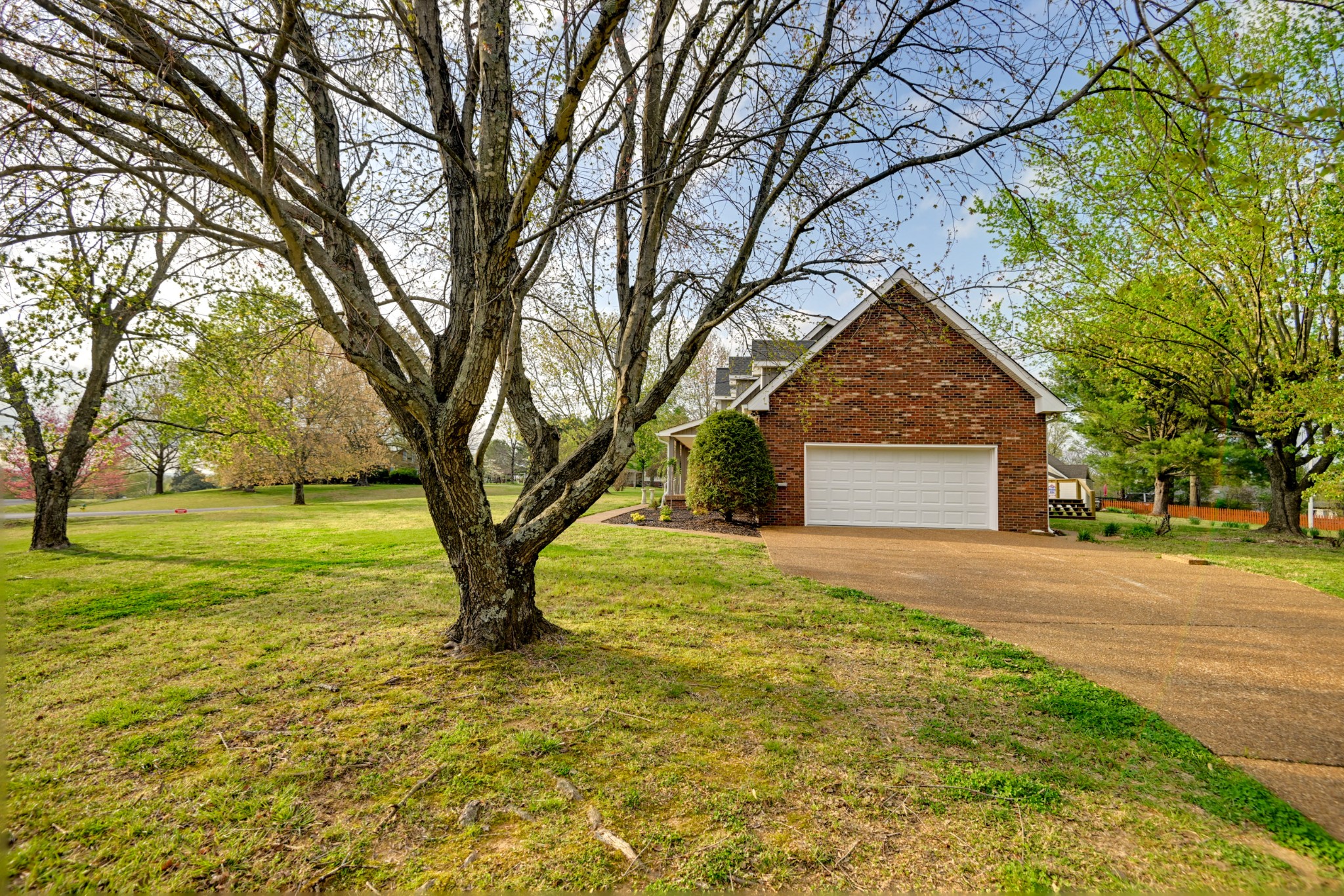 1808 Hidden Ridge Cir