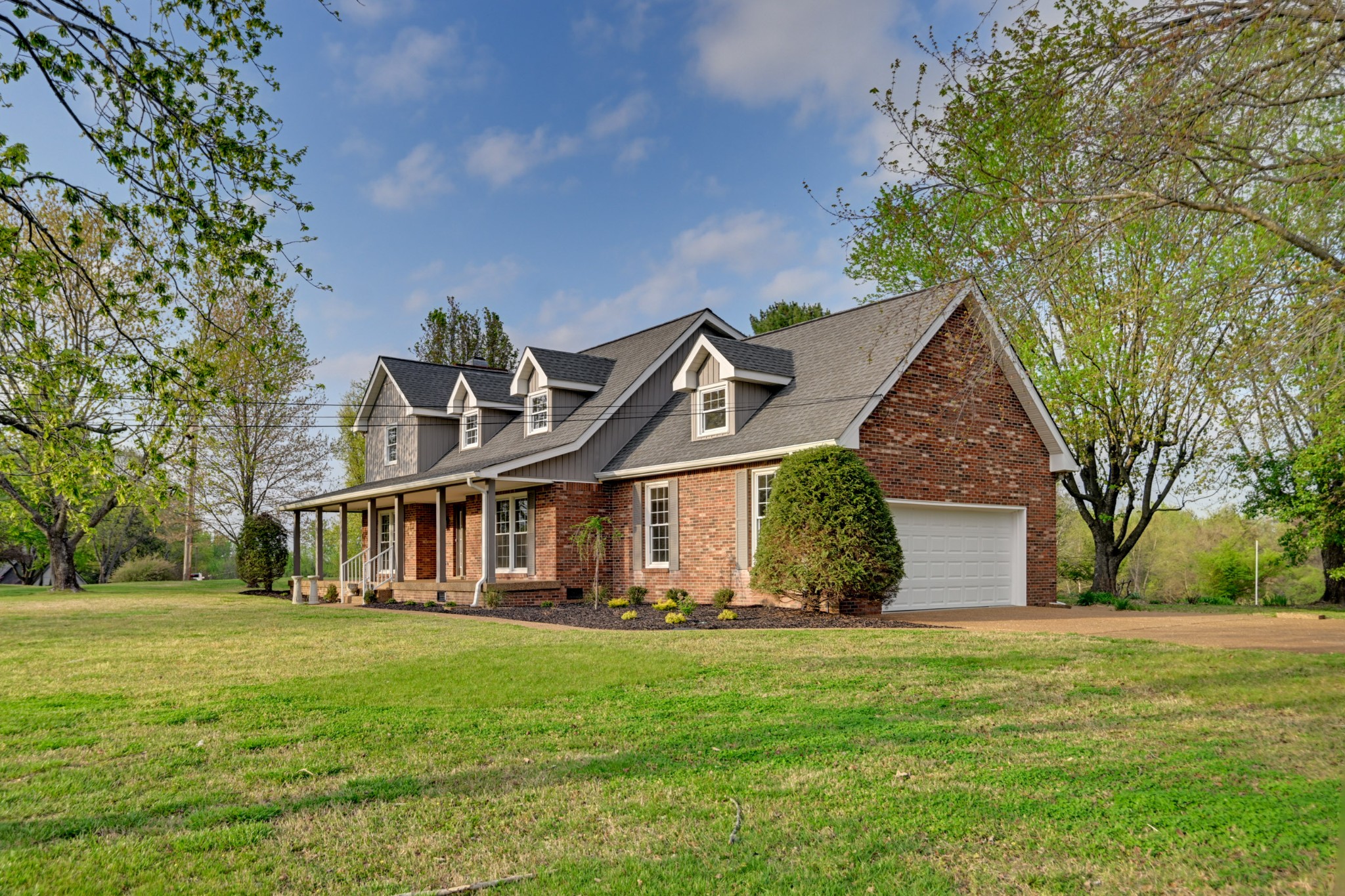 1808 Hidden Ridge Cir
