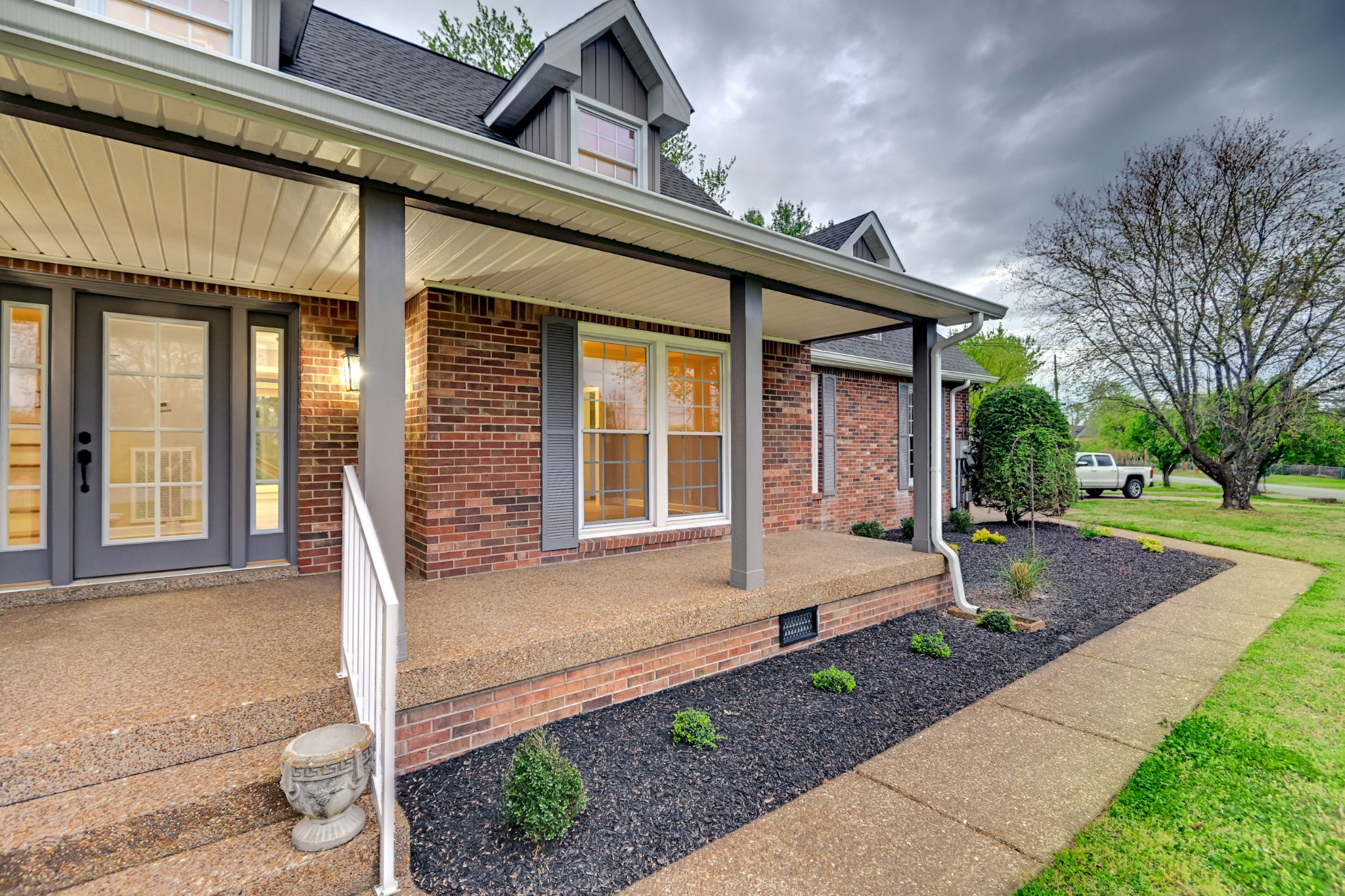 1808 Hidden Ridge Cir